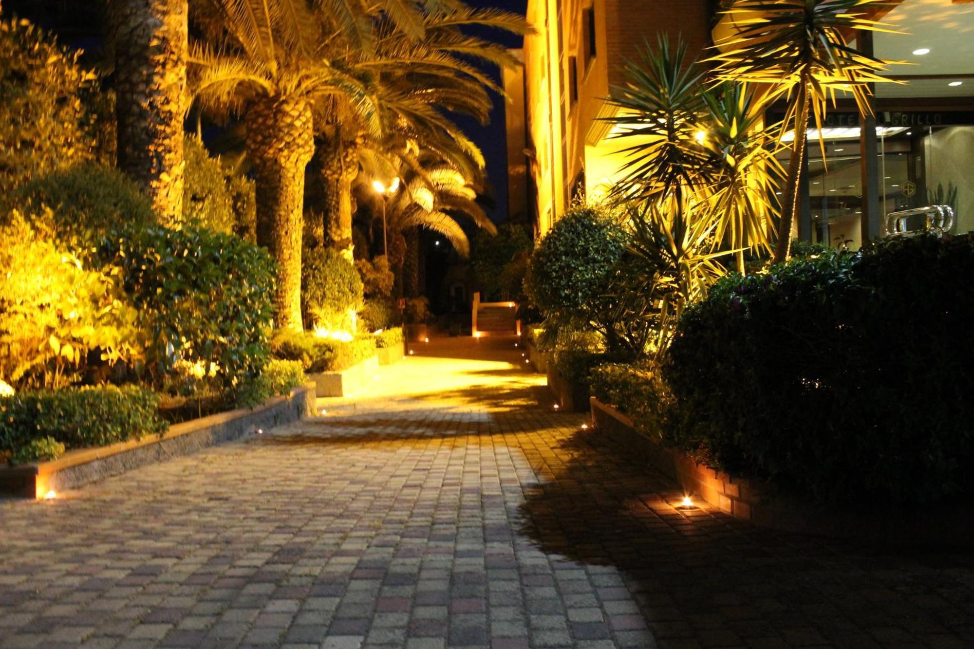 Hotel Grillo بلدية آسميني المظهر الخارجي الصورة