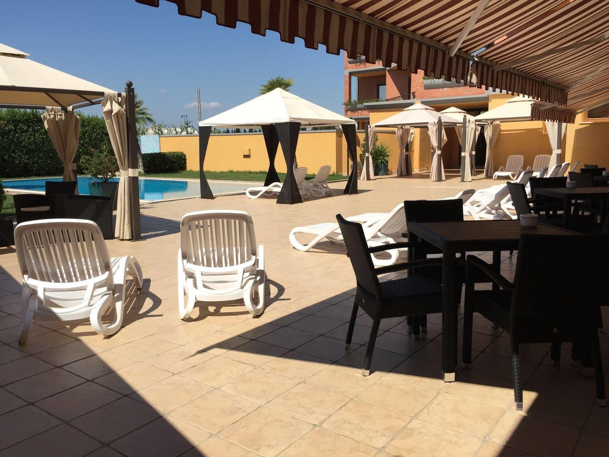 Hotel Grillo بلدية آسميني المظهر الخارجي الصورة