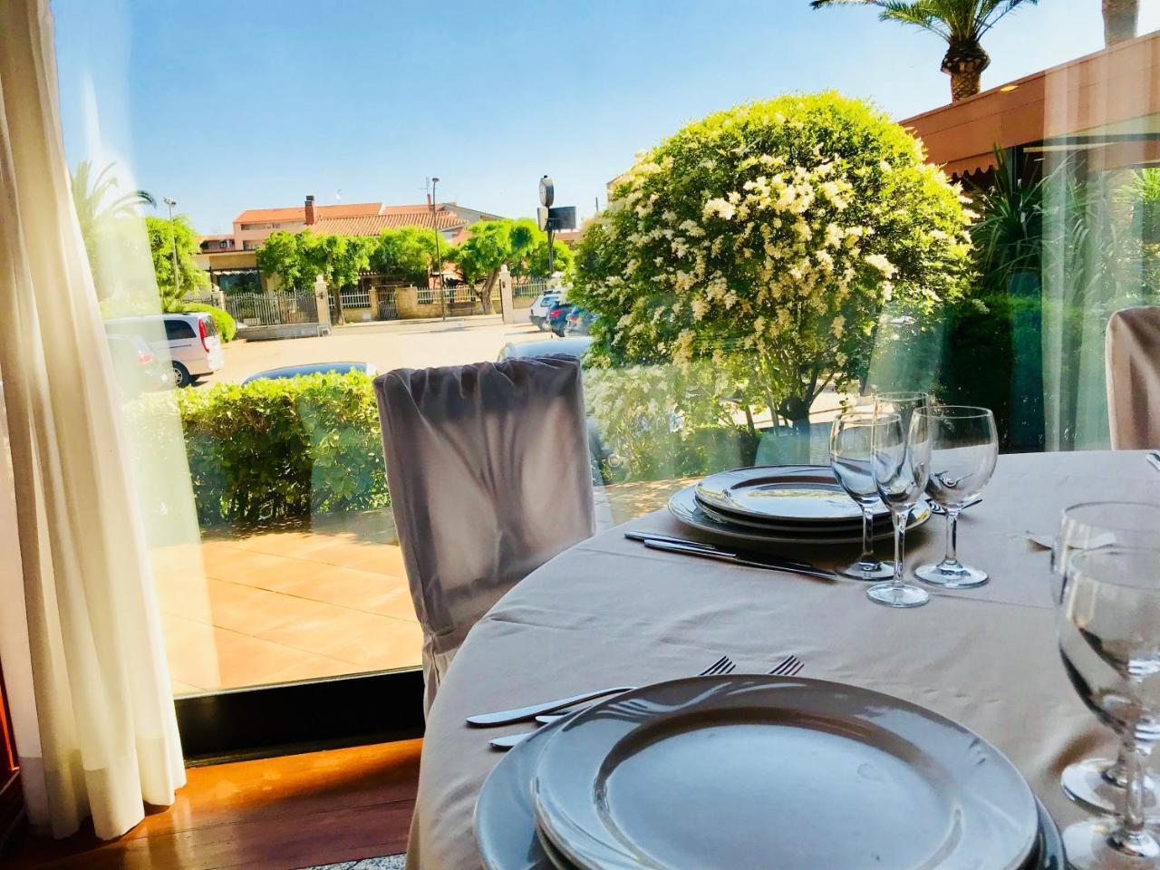 Hotel Grillo بلدية آسميني المظهر الخارجي الصورة