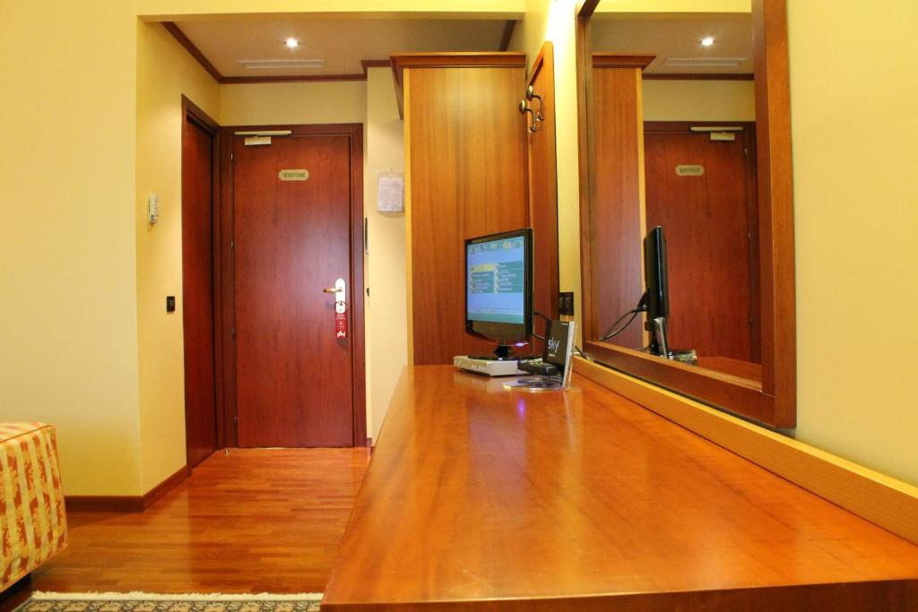 Hotel Grillo بلدية آسميني الغرفة الصورة