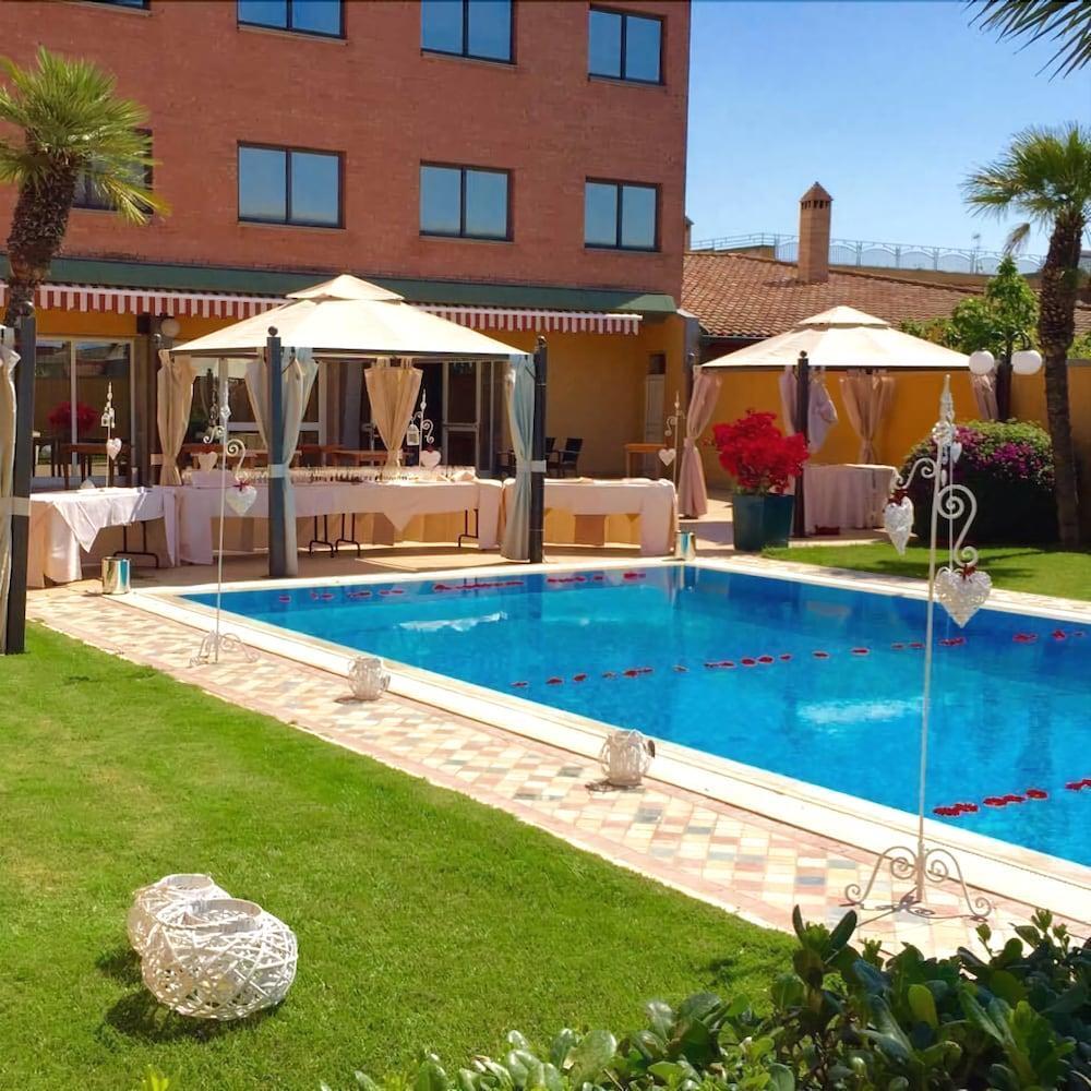 Hotel Grillo بلدية آسميني المظهر الخارجي الصورة